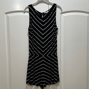 Max Studio Black and White Chevron Mini Dress